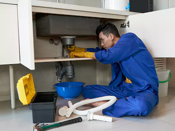 Why Choose Fox Plumbing Des Moines for Drain Cleaning in Des Moines, WA?