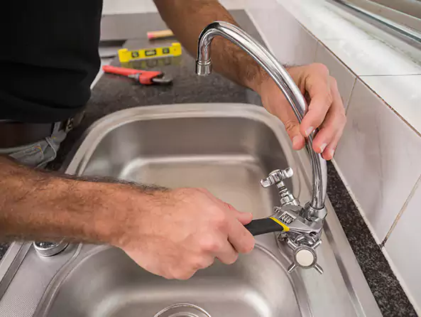 Why Choose Fox Plumbing Des Moines for Faucet Replacement in Des Moines, WA?