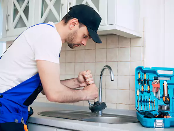 Why Choose Fox Plumbing Des Moines for Kitchen Plumbing in Des Moines, WA?