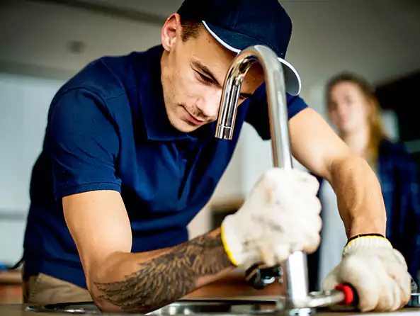 Why Choose Fox Plumbing Des Moines for Plumbing Repair in Des Moines, WA?