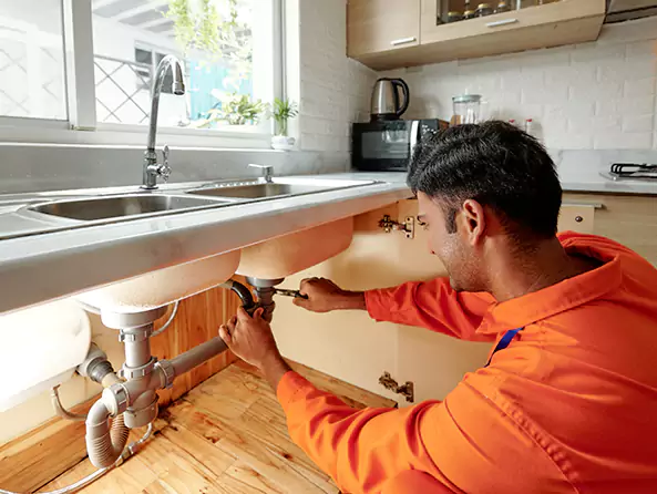 Why Choose Fox Plumbing Des Moines for Residential Plumbing Service in Des Moines, WA?