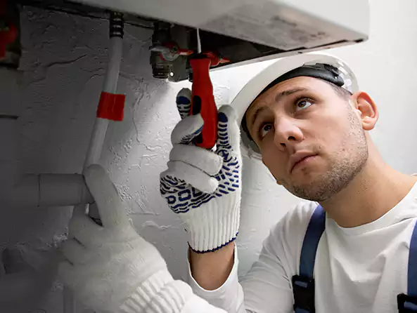 Why Choose Fox Plumbing Des Moines for Water Heater Repair in Des Moines, WA?